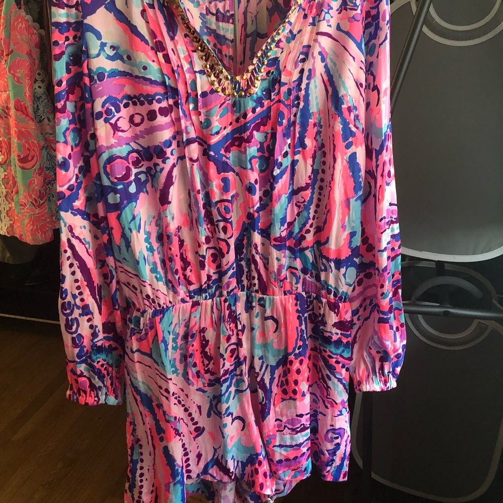 Lilly Pulitzer Colby Romper Shell Out Size M EUC!!